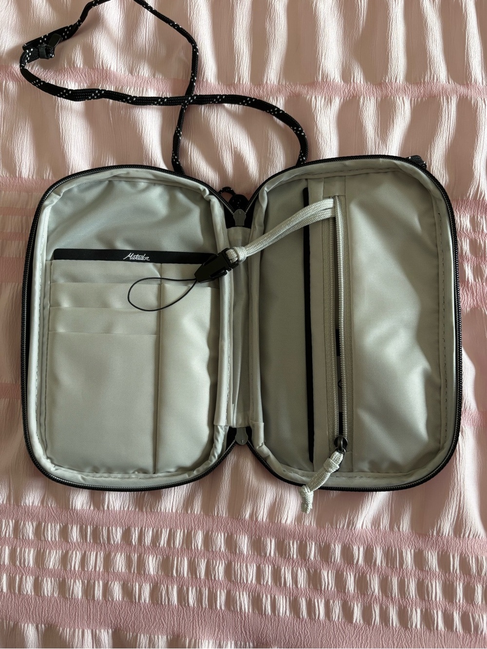 Matador Global Travel Stash Wallet - Picture 5 of 6